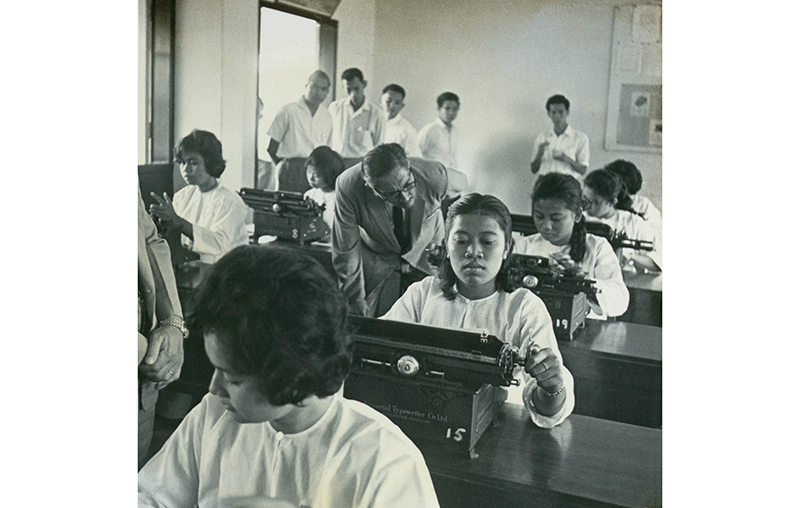 Women and the Typewriter in Singapore’s Herstories